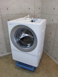 パナソニック 7㎏ キューブル 斜め ドラム式洗濯乾燥機 NA-VG710L 2017年製 ボルト付