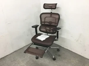 新宿区にて エルゴヒューマンプロ オフィスチェア オットマン付き を出張買取しました