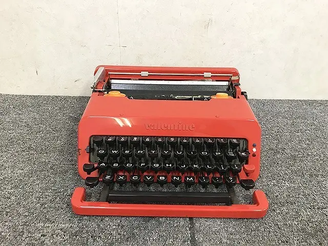 神奈川県 大和市にて olivetti valentine/オリベッティ・バレンタイン タイプライター レトロ ヴィンテージ を出張買取しました