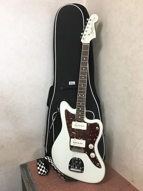東京都 杉並区にて Fender/フェンダー USA Jazz master ジャズマスター エレキギター を出張買取しました