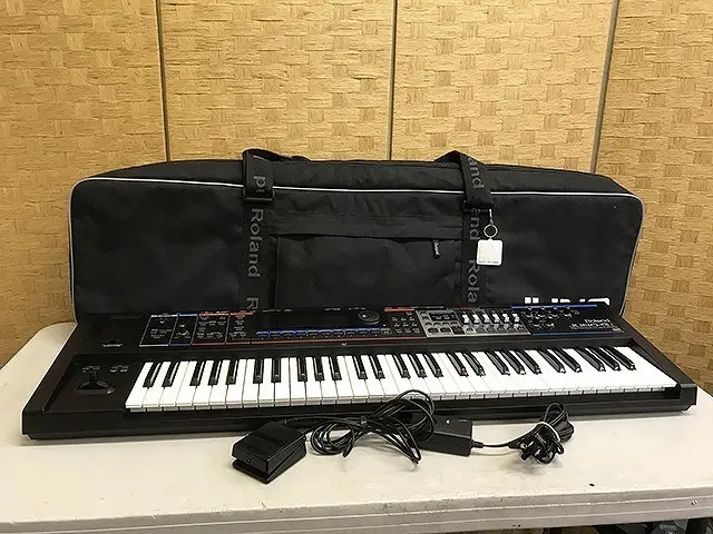 神奈川県 相模原市にて Roland/ローランド シンセサイザー JUNO-Gi を店頭買取しました