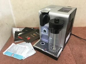 神奈川県 相模原市にて ネスプレッソ コーヒーメーカー F456 2015年 を店頭買取しました