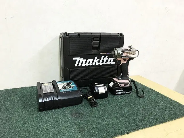 狛江市にて マキタ 充電式 インパクトドライバ TD148D 充電器セット を出張買取しました