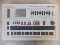 ローランド リズムマシン[TR-707]を買取ました。