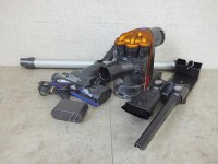 dyson ダイソン DC35 コードレスクリーナー 掃除機