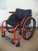 八王子市にて車椅子【MAX PLEASURE AIR BRID】を出張買取いたしました。