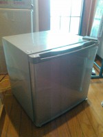 東大和市にてＥＡＳＴ製サイコロ冷蔵庫[MR-50 ]2014年製を買取りました。