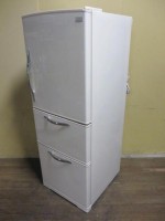 青梅市にて日立の3ドア冷凍冷蔵庫【R-S27AMV】を出張買取いたしました。