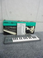 相模原市にてコンパクトアナログシンセサイザー[CS01]買取いたしました。