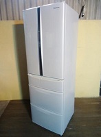 川崎市高津区で6ドア冷蔵庫[NR-FTF424]を出張買取