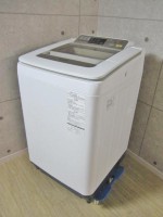調布市にてパナソニックの全自動洗濯機【NA-FA80H1】を出張買取いたしました。