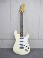 Fender Japan フェンダー ストラトキャスター