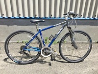 東京都世田谷区でジャイアント製クロスバイク［GLIDE R3］を買取ました。
