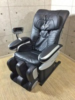 東京都台東区でマッサージチェア[リアルプロGⅡ EP3500]を買取ました。