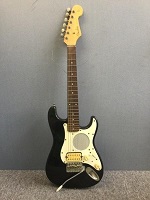 東京都世田谷区でFender Japan製のストラトキャスターを買取ました。