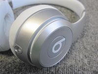 小平店にて Beats Solo2 Wireless ヘッドフォン を買取致しました