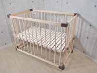 渋谷区にてfarska ファルスカ ベビーベッド BED SIDE BED 03 ベッドサイドベッド03を買取いたしました。