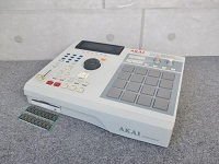 大和市でAKAI製のサンプラー[MPC2000XL]を買取ました。