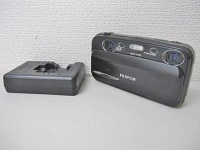 世田谷区にて 富士フィルム FinePixREAL 3D W3 デジタルカメラ を店頭買取致しました