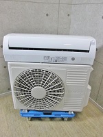 大田区にて 日立 白くまくん 8～12畳 エアコン RAS-AJN28D 2014年製 を出張買取致しました