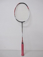 世田谷区にて YONEX アークセイバー iスラッシュ 3UG5 バドミントンラケット ケース付 を店頭買取致しました