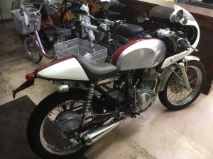 HONDA CB400　アーバンカフェ