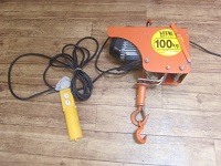小平市にて バイタル 電気ホイスト VE100 を買取ました