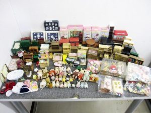 シルバニアファミリー 人形 家具 小物 まとめセット 100点以上