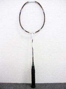 YONEX VOLTRIC80 バドミントンラケット 3UG4