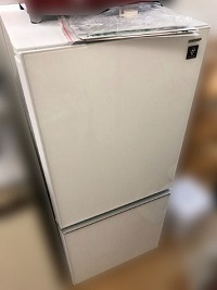 大和市にて シャープ 冷蔵庫 SJ-GD14C-W を買取ました
