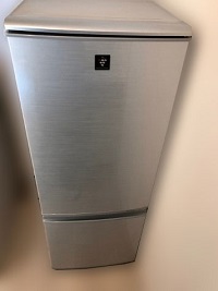 世田谷区にて シャープ 冷蔵庫 SJ-PD17W を買取ました