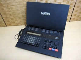 YAMAHA デジタルシーケンサー リズムマシン QX3