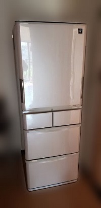 稲城市にて シャープ 冷蔵庫 SJ-PW38W を出張買取しました