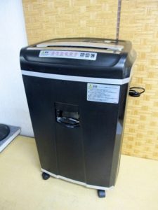 新宿区にて サンワサプライ シュレッダー 400-PSD021 を出張買取致しました