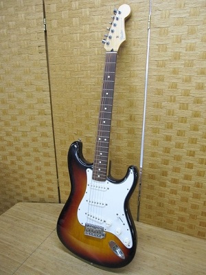 世田谷区にて フェンダージャパン ストラトキャスター エレキギター を出張買取致しました