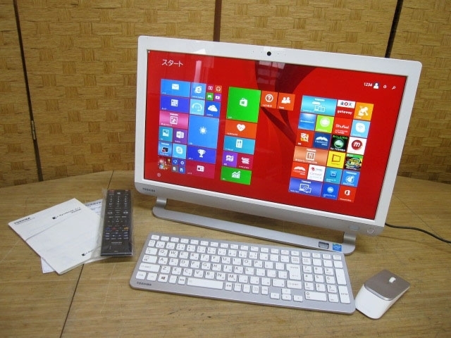 世田谷区にて 東芝 一体型PC dynabook PD51PWP-SHA Win8.1 4GB を出張