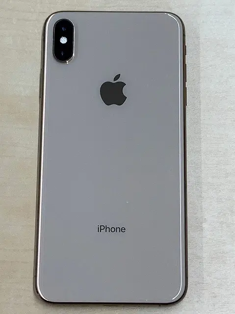 神奈川県 横浜市にて Apple iPhone XS Max MT6W2J/A 256GB を買取しました