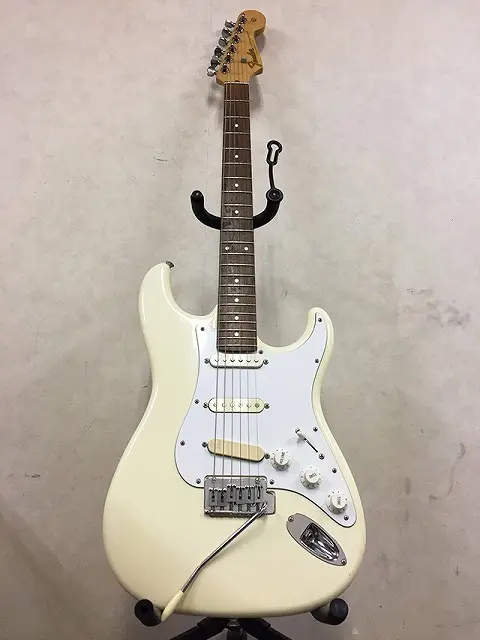 東京都 町田市にて フェンダー/Fender JAPAN エレキギター ストラトキャスター を出張買取しました