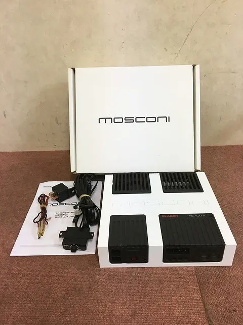 八王子市にて MOSCONI/モスコニ 車載用 2chアンプ GLADEN AS100.2 を出張買取しました