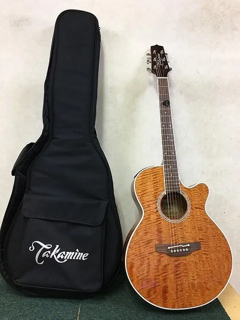 東京都 稲城市にて タカミネ エレキアコースティックギター エレアコ PTU121C VN 1962 を出張買取しました