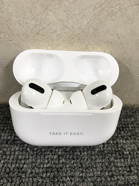 神奈川県 横浜市より Apple AirPods Pro ワイヤレスイヤホン A2084/充電器 A2190 を宅配買取しました