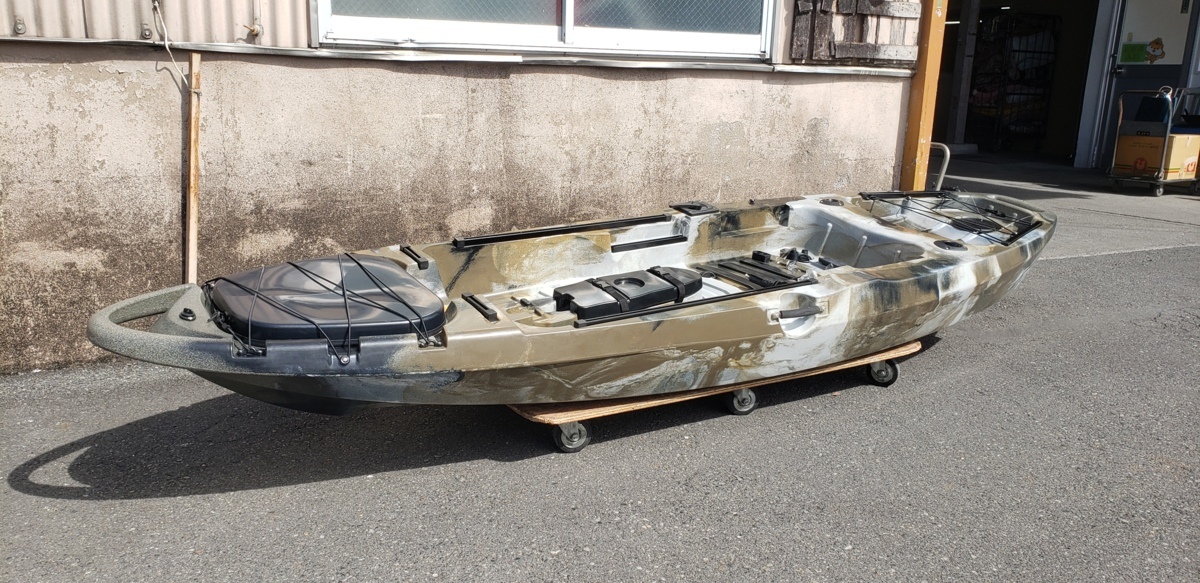 横浜市戸塚区にて TARPON PROPEL カヤック 10ft Desert camo  を出張買取しました