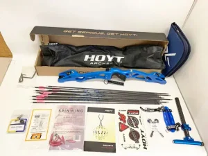 神奈川県 横浜市 都筑区にて アーチェリーセット　HOYT H25 ARCHOS　カーボンサイト SHIBUYA ULTIMA RC2　バイタークリッカー Beitar クリッカー0.25　アーチェリー 矢　まとめ を出張買取しました