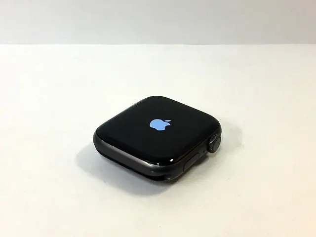 文京区にて Apple Watch/アップルウォッチ 5 GPS MWT52J/A アルミケース を出張買取しました