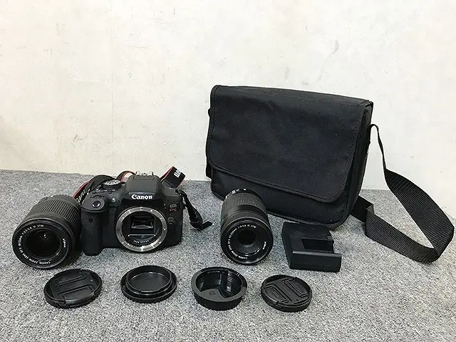 東京都 千代田区にて Canon デジタル一眼レフカメラ EOS kiss X8i レンズ2点セット を出張買取しました
