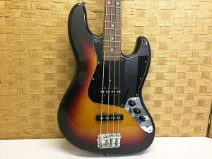 東京都 狛江市にてFENDER/フェンダー JAZZ BASS/ジャズベース エレキベース を出張買取しました