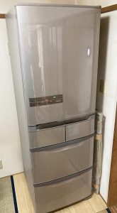 冷蔵庫 日立 R-K40H 2018年製
