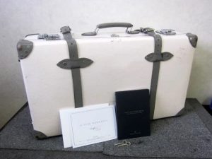 東京都 港区にて グローブトロッター Globe Trotter スーツケース エミリア チェルシーピンク を出張買取しました リサイクルショップ 出張買取のアシスト 東京 神奈川に対応