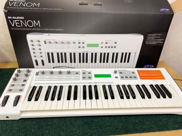 東京都 国立市にて M-AUDIO VENOM ヴァーチャル・アナログ/シンセサイザー を出張買取しました