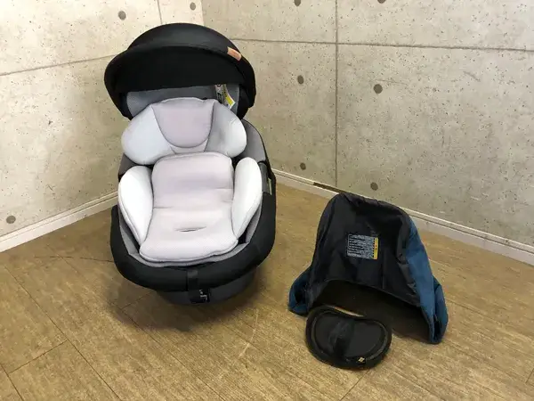 神奈川県 大和市にて チャイルドシート コンビ THE S AIR エッグショック ISOFIX を店頭買取しました